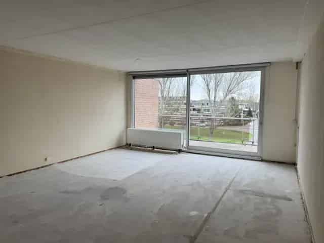Galerijflat Dordrecht 85m2 3 Kamers te Huur