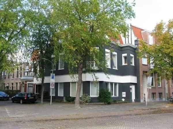 Studio met Vide te Huur Velserstraat 12D