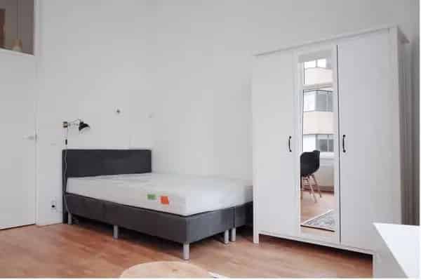 Studio Rotterdam Centrum 26m2 Modern Licht