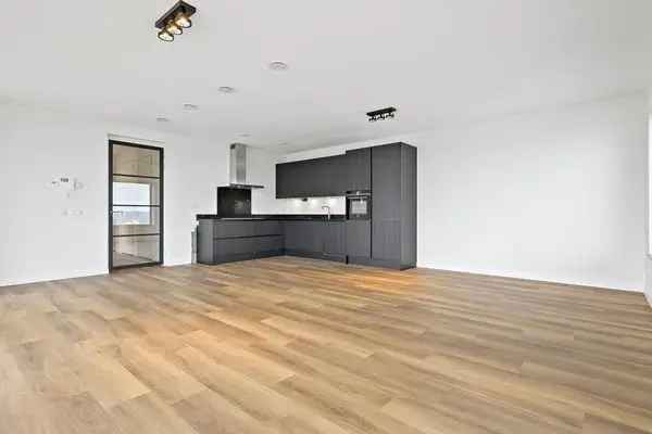 Appartement Te Huur in Rotterdam, Zuid-Holland