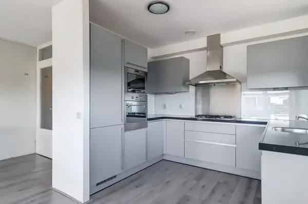 3 Kamer Appartement Morgenstond 101m2 Balkon Parkeerplaats