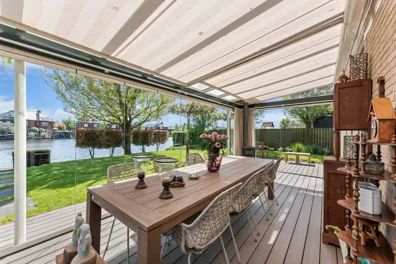 Vrijstaande woning Alblasserdam - Ruime tuin aan het water