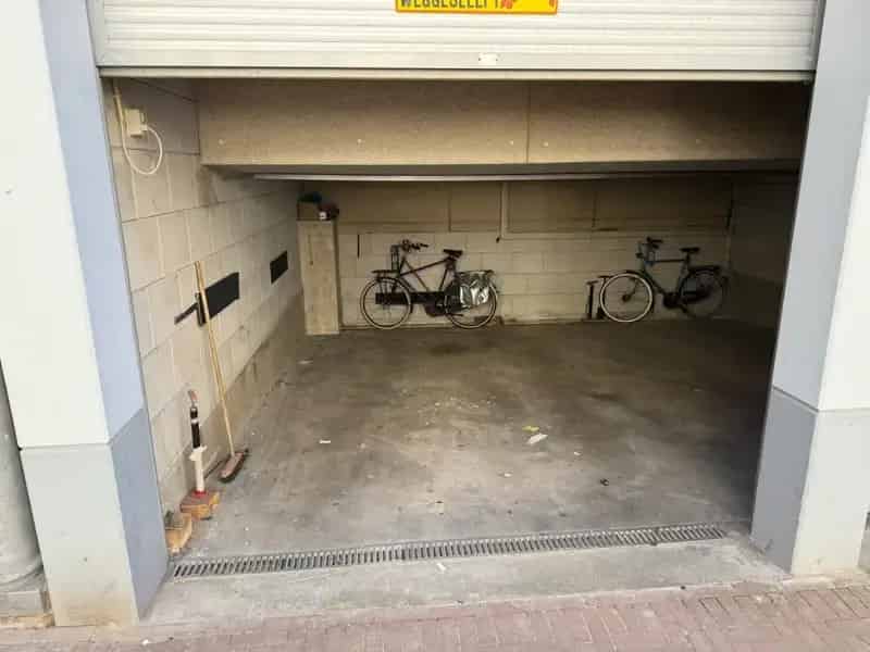 Parkeerbox Amsterdam Centrum Kerkstraat Elektrisch Oplaadpunt