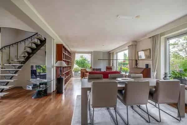 Vrijstaand Herenhuis Waddinxveen Ruime Tuin Luxe Afwerking