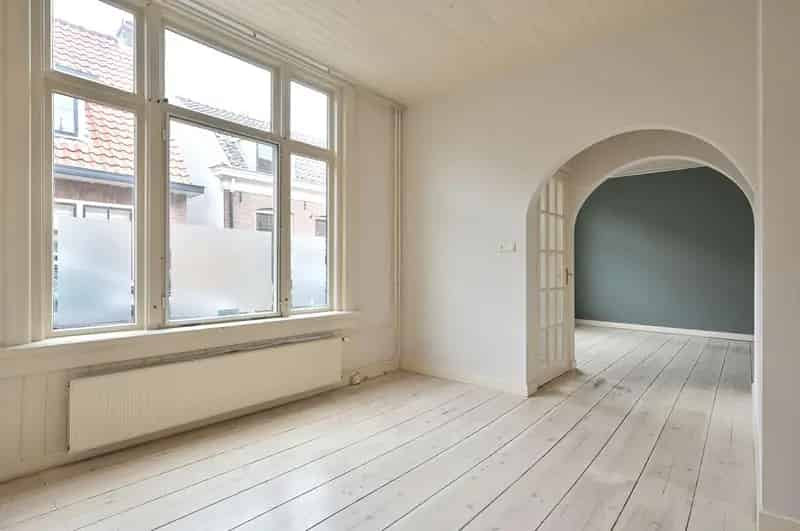 Huis te koop Naarden Vesting: 2 slaapkamers, tuin & dakterras