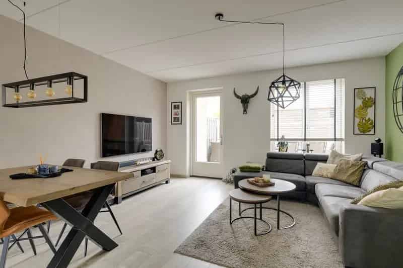 Moderne 3 Slaapkamers Eengezinswoning Naaldwijk 2018