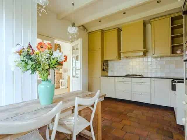 Huis te huur Duinlustweg 4 in Overveen voor € 4.000