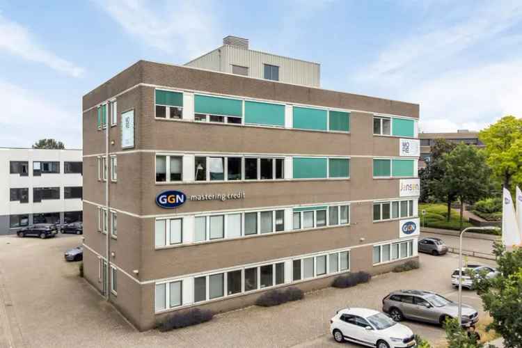 Kantoor Zwolle | Zoek kantoren te huur: Dokter Stolteweg 1-3 8025 AV Zwolle [funda in business]