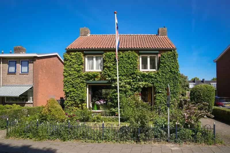 Vrijstaande woning te koop Herwijnen 3 slaapkamers