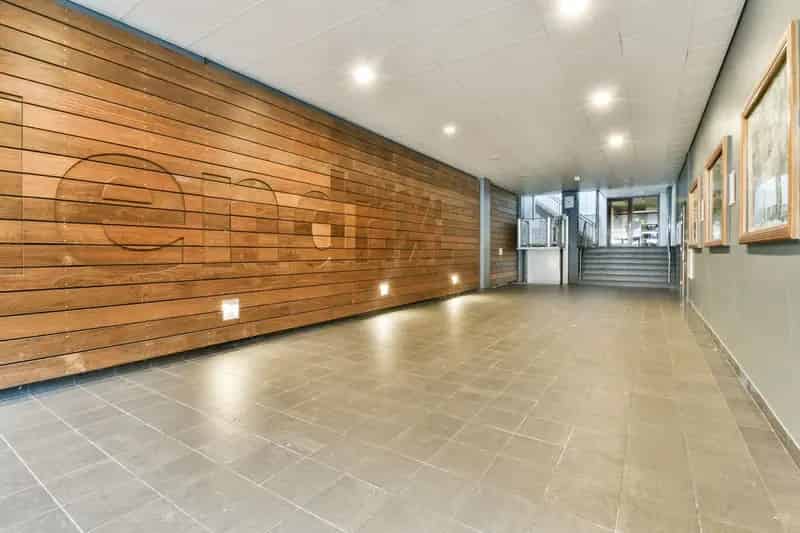 Appartement Amsterdam: 2 Slaapkamers, Zonnig Terras, Nabij Jordaan