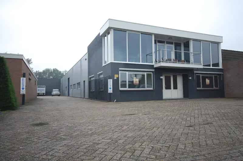 Bedrijfshal Tilburg te huur diverse ruimtes