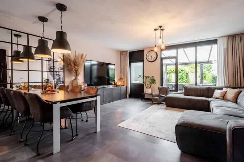 Moderne Tussenwoning Lelystad 4 slaapkamers Instapklaar
