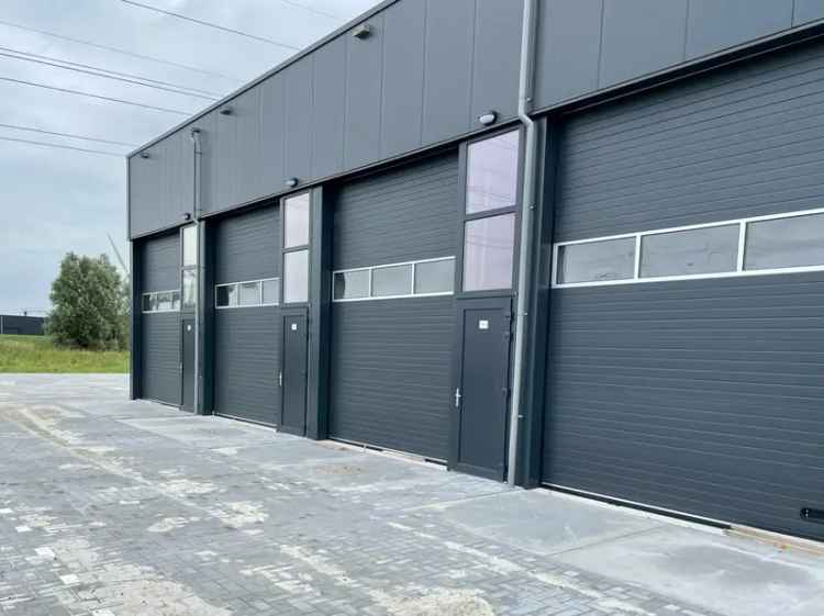 Bedrijfshal Franeker 95m² te huur: ideale ruimte ZZP'er/hobby
