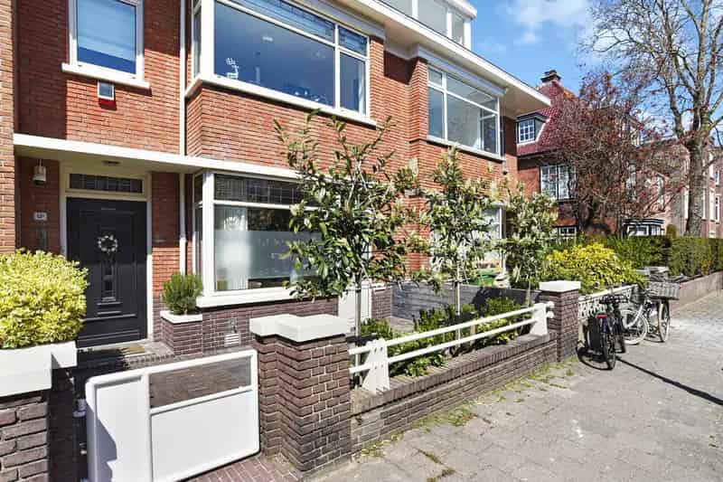 Ruime gezinswoning Statenkwartier 5 slaapkamers 2 badkamers
