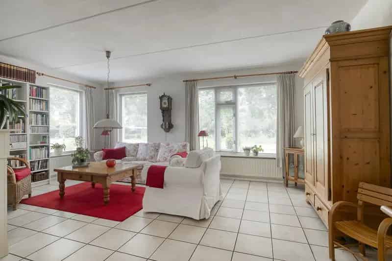2-onder-1-kapwoning Zetten 5 slaapkamers Garage Diepe oprit Energielabel A