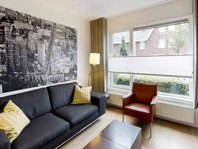 Huis Dahlialaan Eindhoven 3 slaapkamers Parkeerplaats