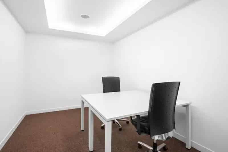 Privékantoor 1-2 Personen  8m²  + Gedeelde Ruimte