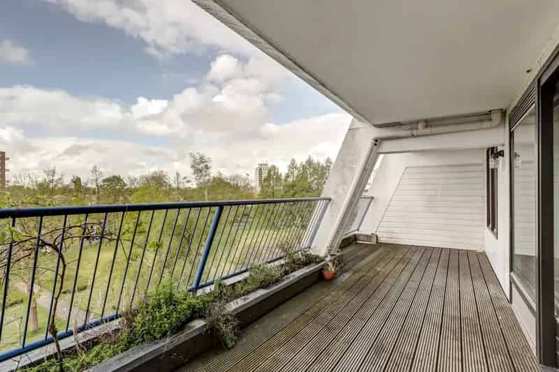 Appartement te koop Zoetermeer: 3 kamers, ruim terras, ideale locatie