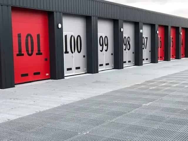 Bedrijfshal Assendelft te koop: Opslagbox 32m²
