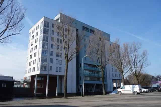 Sassenheim  (Bomenbuurt)  - Sassemerhof