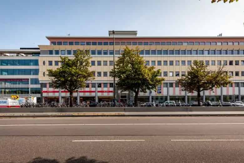 657 m2 Kantoorruimte te Huur Amsterdam Amstelstation