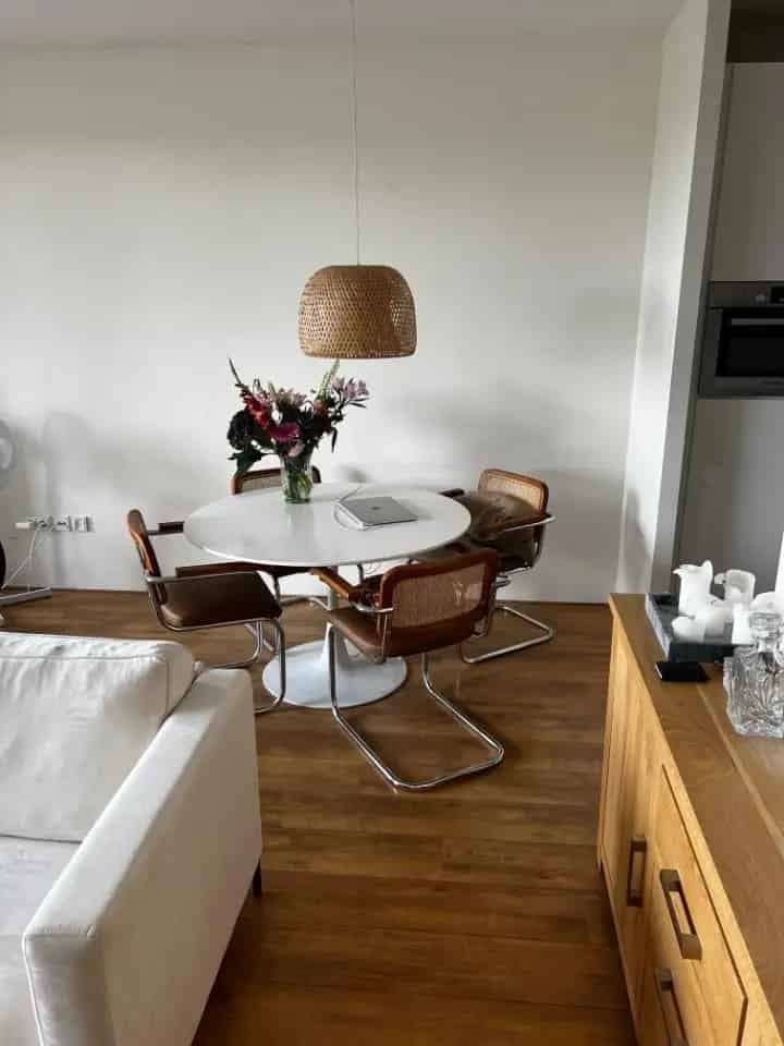 Kamer in nieuw gemeubileerd appartement met parkzicht Amsterdam Zuidoost