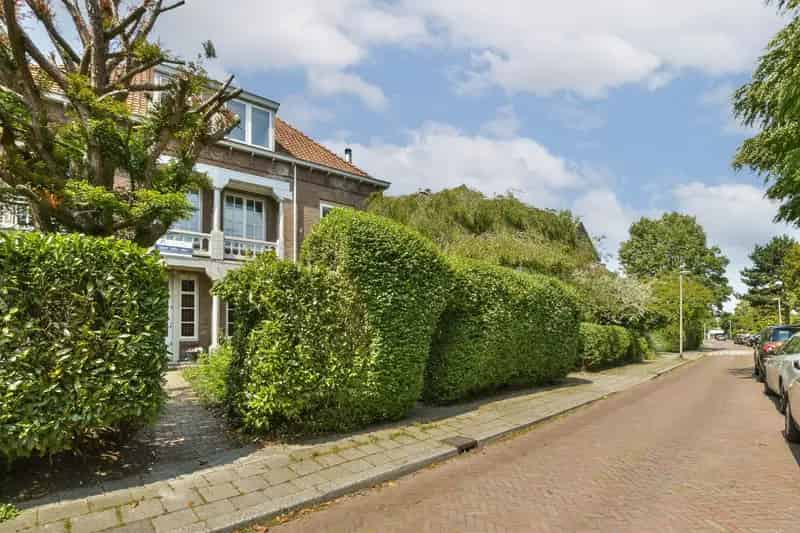 Huis te koop Bussum: Stijlvolle villa Prins Hendrikpark