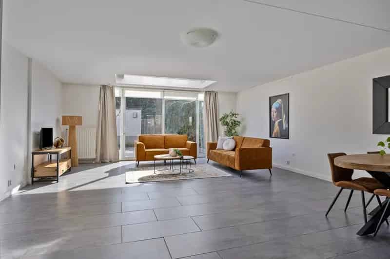 Huis te koop Wassenaar: Ruim gezinshuis met 4-5 slaapkamers en zonnige tuin