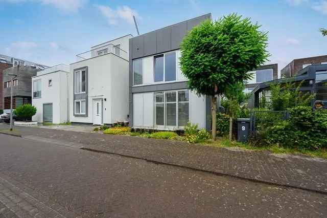 Almere Homeruskwartier - Ruime Vrijstaande Woning 4 Kamers