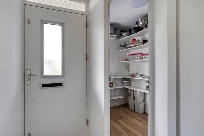Huis te koop Zaandam: Ruime 3 slaapkamer woning 134m²