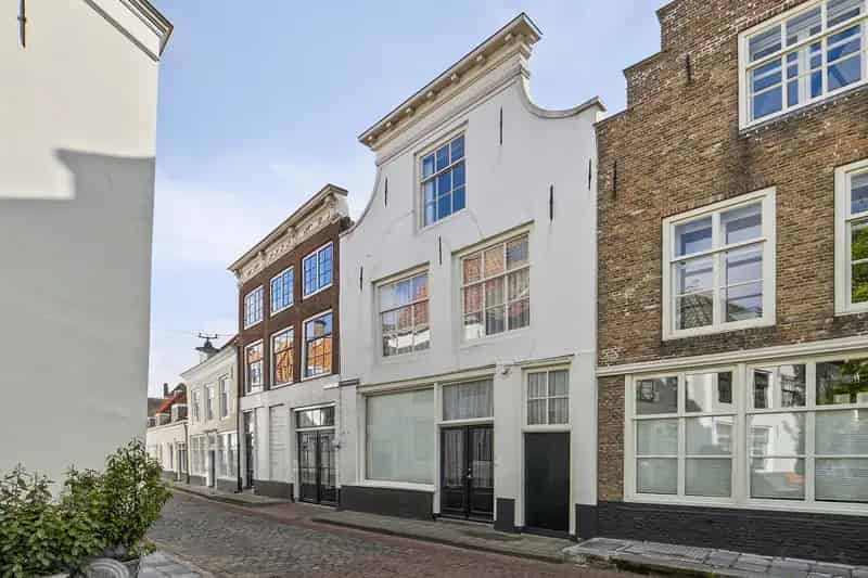 Rijksmonument Middelburg Varkensmarkt 183m2 Herenhuis 3 Laags