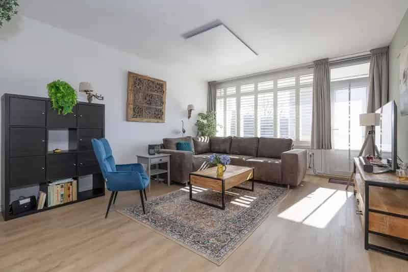 3 Kamer Appartement Weesp 85m2 Balkon Lift Berging
