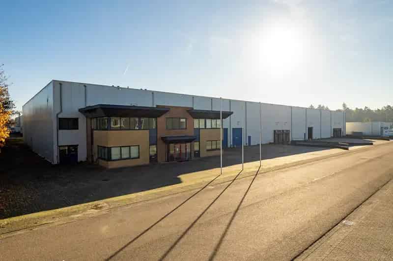 Bedrijfshal Oldenzaal 5946m2 te Huur Logistiek Productie