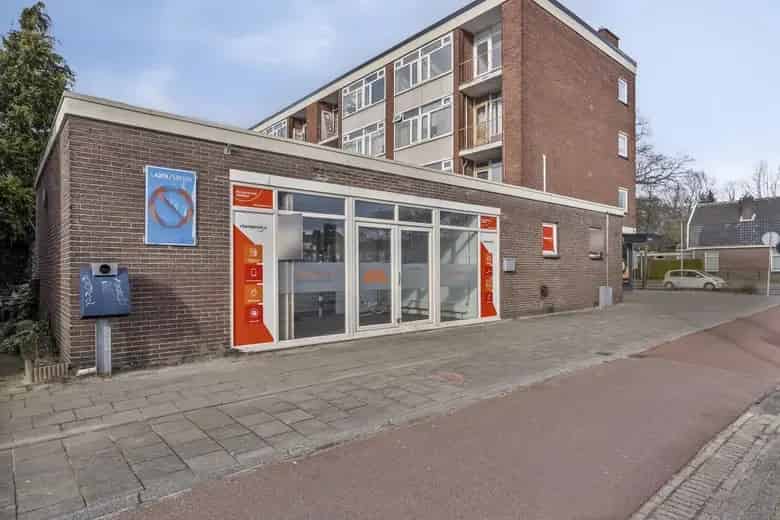83m2 Winkelruimte te Huur Hengelo