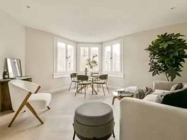 3 Slaapkamer Appartement Amsterdam Zuid 62m2 Gemoderniseerd