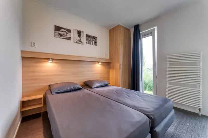 Vrijstaande Lodge Breskens: Aan het Water, Nabij Strand