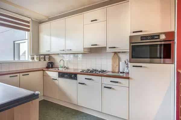 Ruim 5 Kamer Appartement Zoetermeer Eigen Parkeerplaats