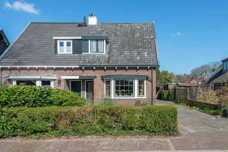 Twee Onder Een Kap Woning Blaricum Ruime Tuin Modernisering