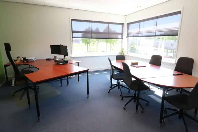 Modern Kantoor te Huur Lelystad Middendreef