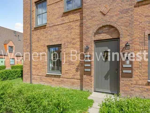 3 Kamer Appartement 51m2  Volledig Ingericht Balkon Zonnepanelen