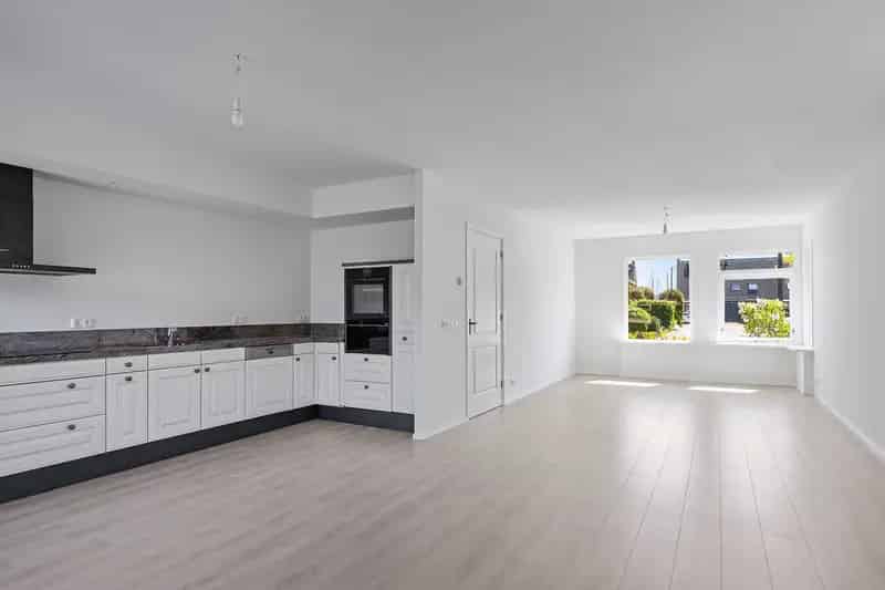 Twee Onder Een Kap Workum 3 Slaapkamers Zonnepanelen