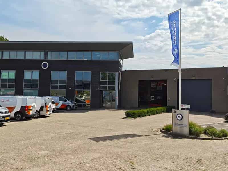 Bedrijfshal Moerdijk | Zoek bedrijfshallen te huur: Plaza 24-a 4782 SK Moerdijk 