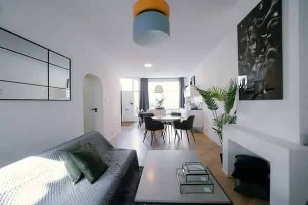 Parterrewoning Den Haag Centrum 62m2  Luxe Grachtwoning