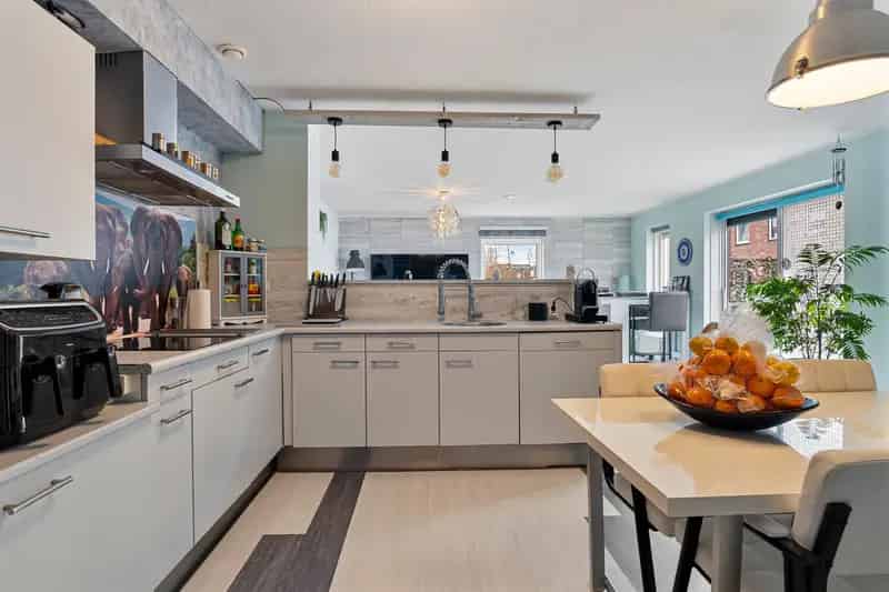 Huis te koop Zoetermeer Corbuloschans: Ruime gezinswoning nabij Benthuizerplas
