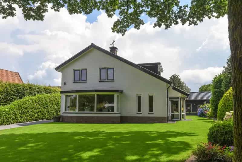 Vrijstaande woning Garderen 4 slaapkamers grote tuin