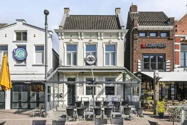 BAR New York Roosendaal te koop