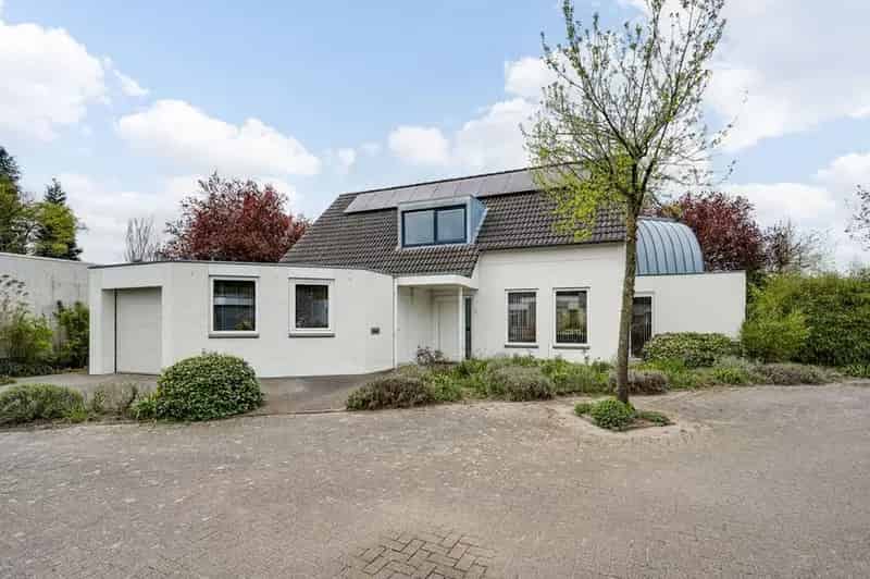Luxe Villa 5 slaapkamers Grote Garage Nabij Natuurgebied