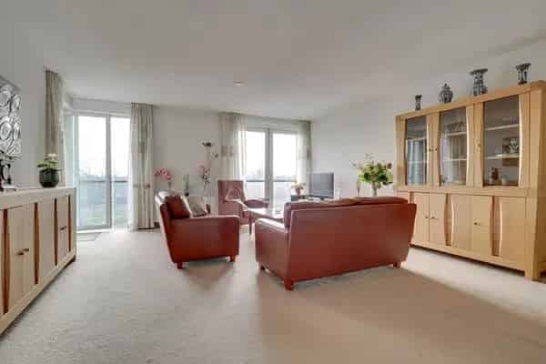 Ruim en Luxe Appartement IJsselstein  Uitzicht Stadsvijver