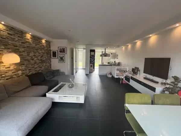 Appartement Londenhaven Purmerend: 4 Slaapkamers, Tuin & Parkeergelegenheid