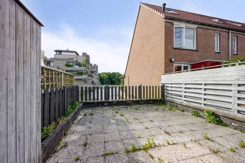 5 Kamer Eindwoning Schollevaar Nabij Winkels en Schollebos